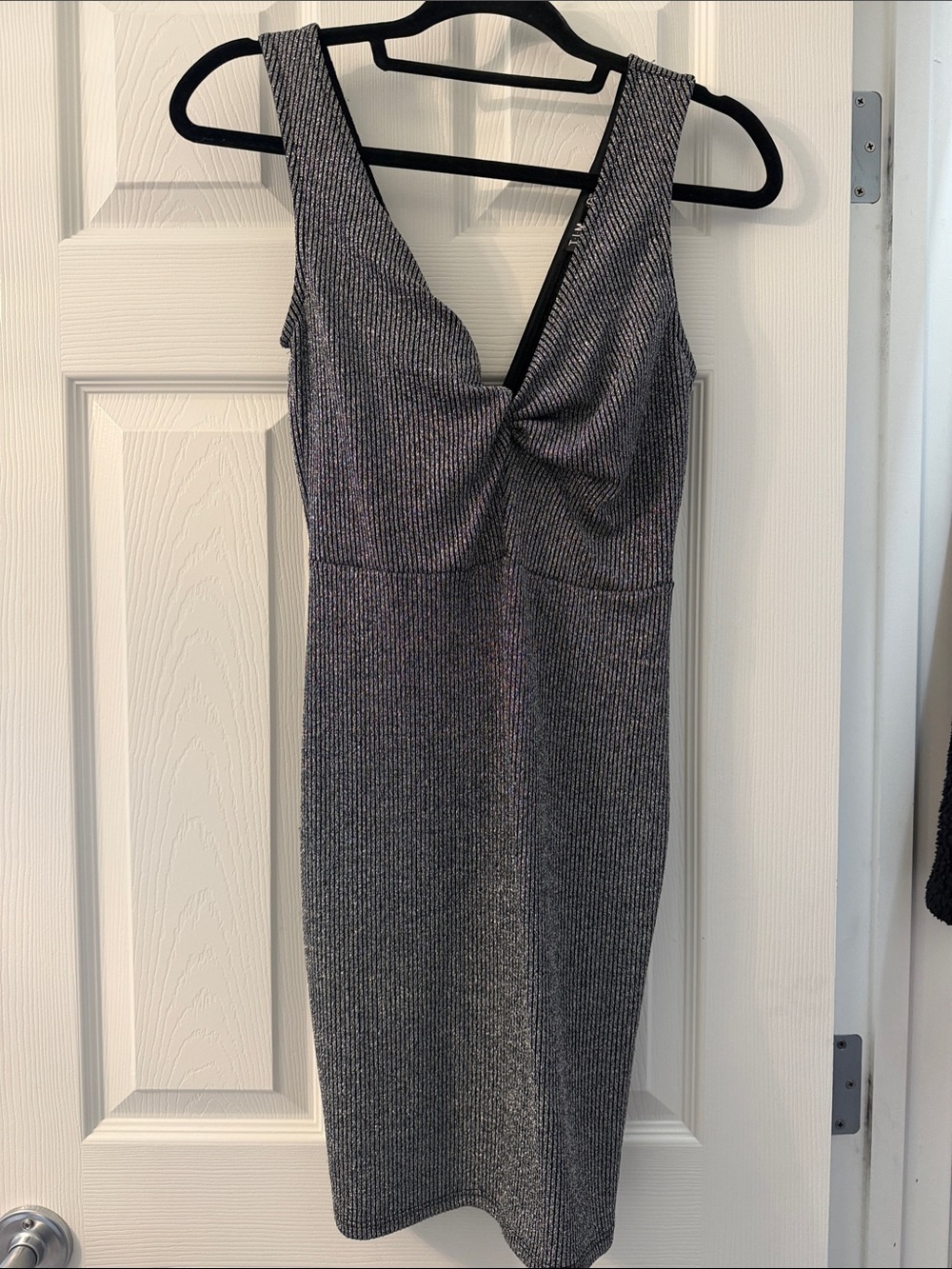 Timing Silver-Black Knit Twist Front Formal Dress